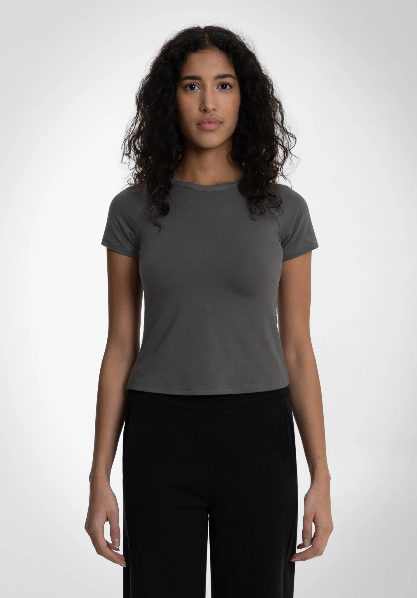 Baby Tee - Coral Grey (Grau) – T-shirt's von Straight Outta Cotton