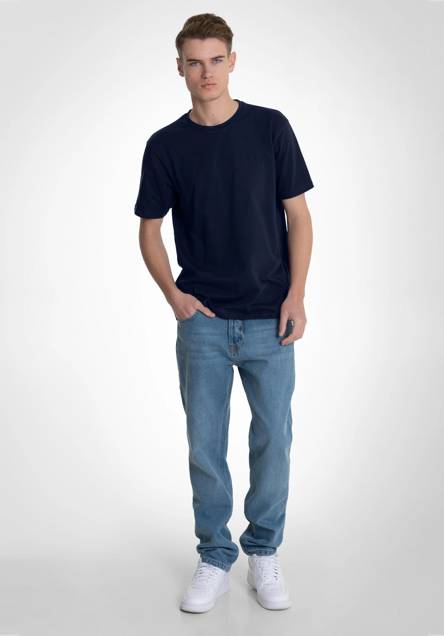 Basic Regular Fit Tee - Slate Navy () – T-shirt's von Straight Outta Cotton