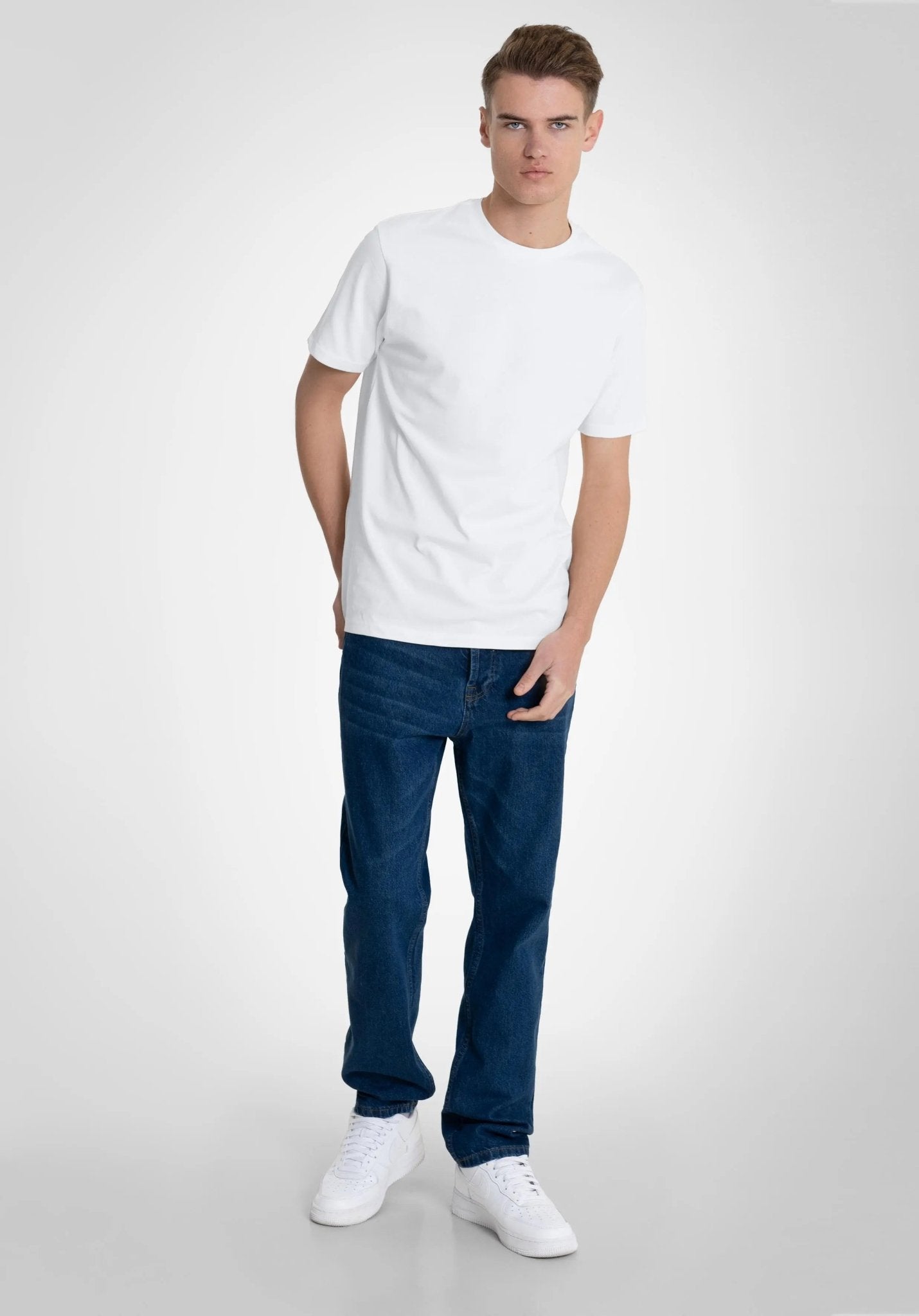 Basic Regular Fit Tee - White () – T-shirt's von Straight Outta Cotton