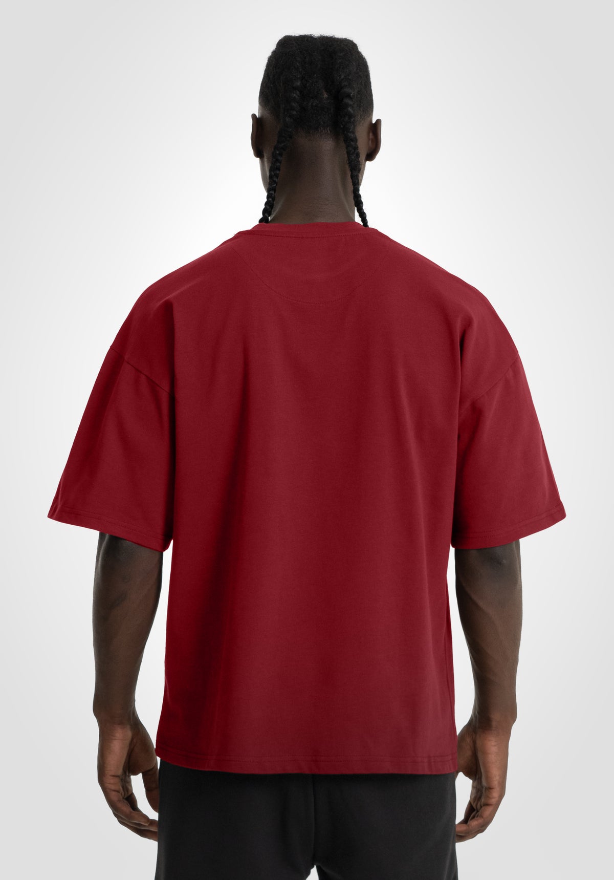 Heavy Oversize Tee in Bordeaux von hinten, breiter Rücken mit Drop Shoulder