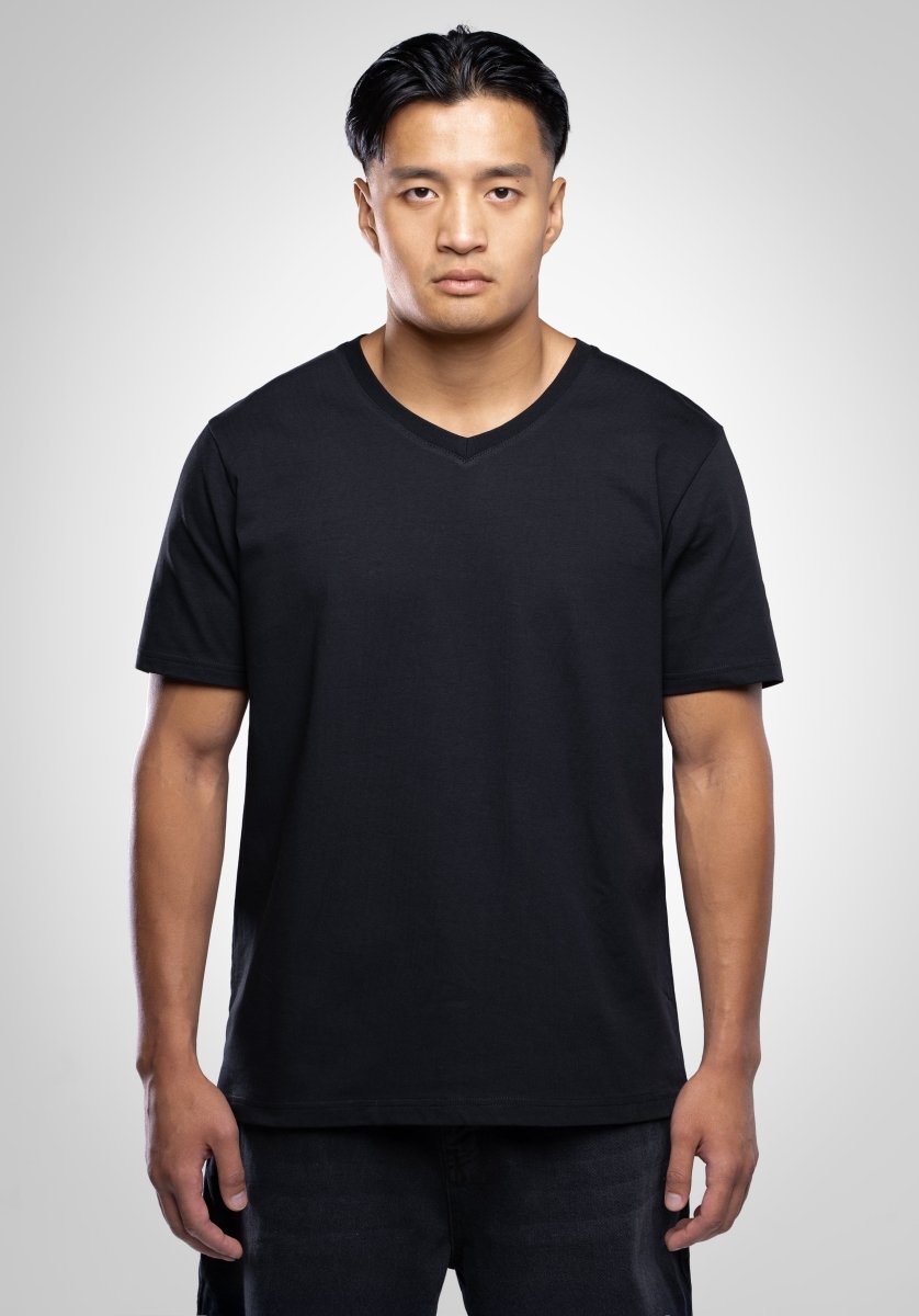 Heavy Regular V-Neck Tee - Black (Nero) – T-Shirt di Straight Outta Cotton