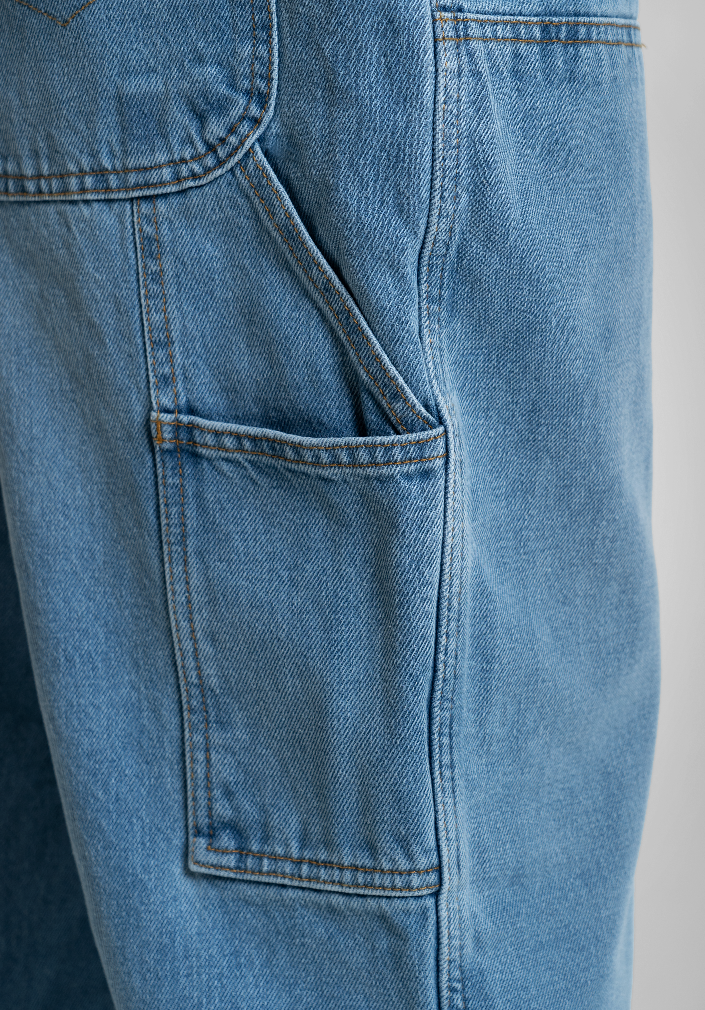 Patch Baggy Denim - Bleached