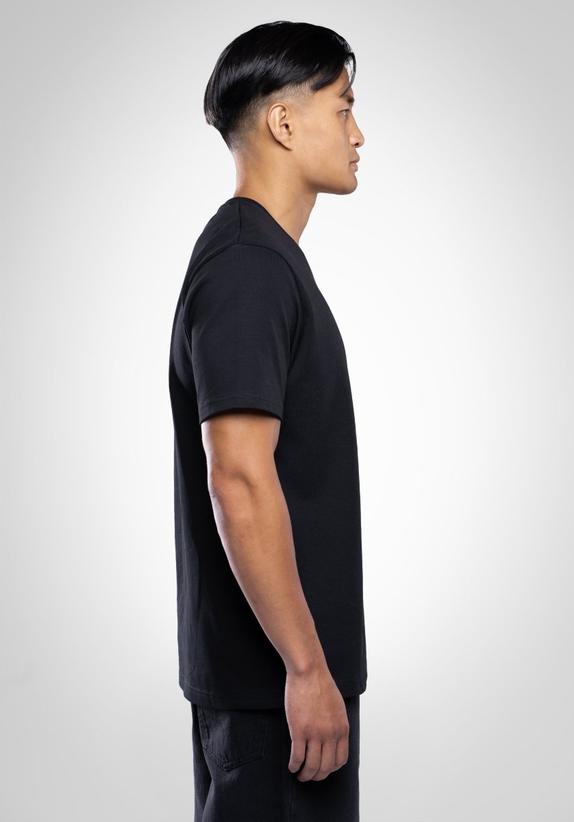Heavy Regular V-Neck Tee - Black (Nero) – T-Shirt di Straight Outta Cotton