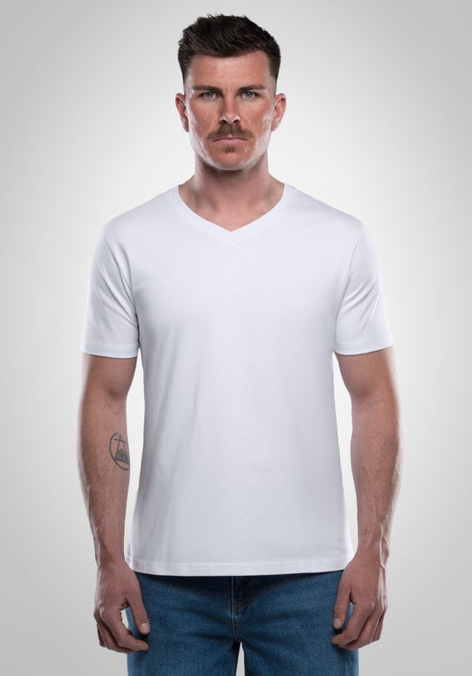 Heavy Regular V - Neck Tee - White (Weiß) – T-shirt's von Straight Outta Cotton